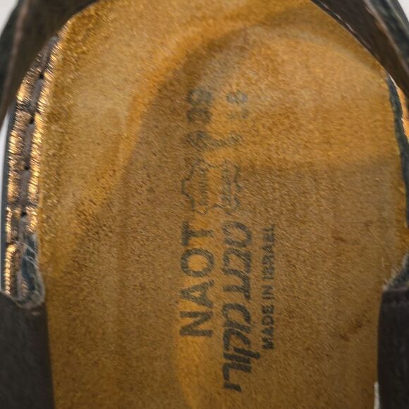 Naot copper color sandals size 9 - Picture 9 of 9